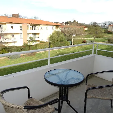 Lejlighed Dans Standing Piscine, Tennis